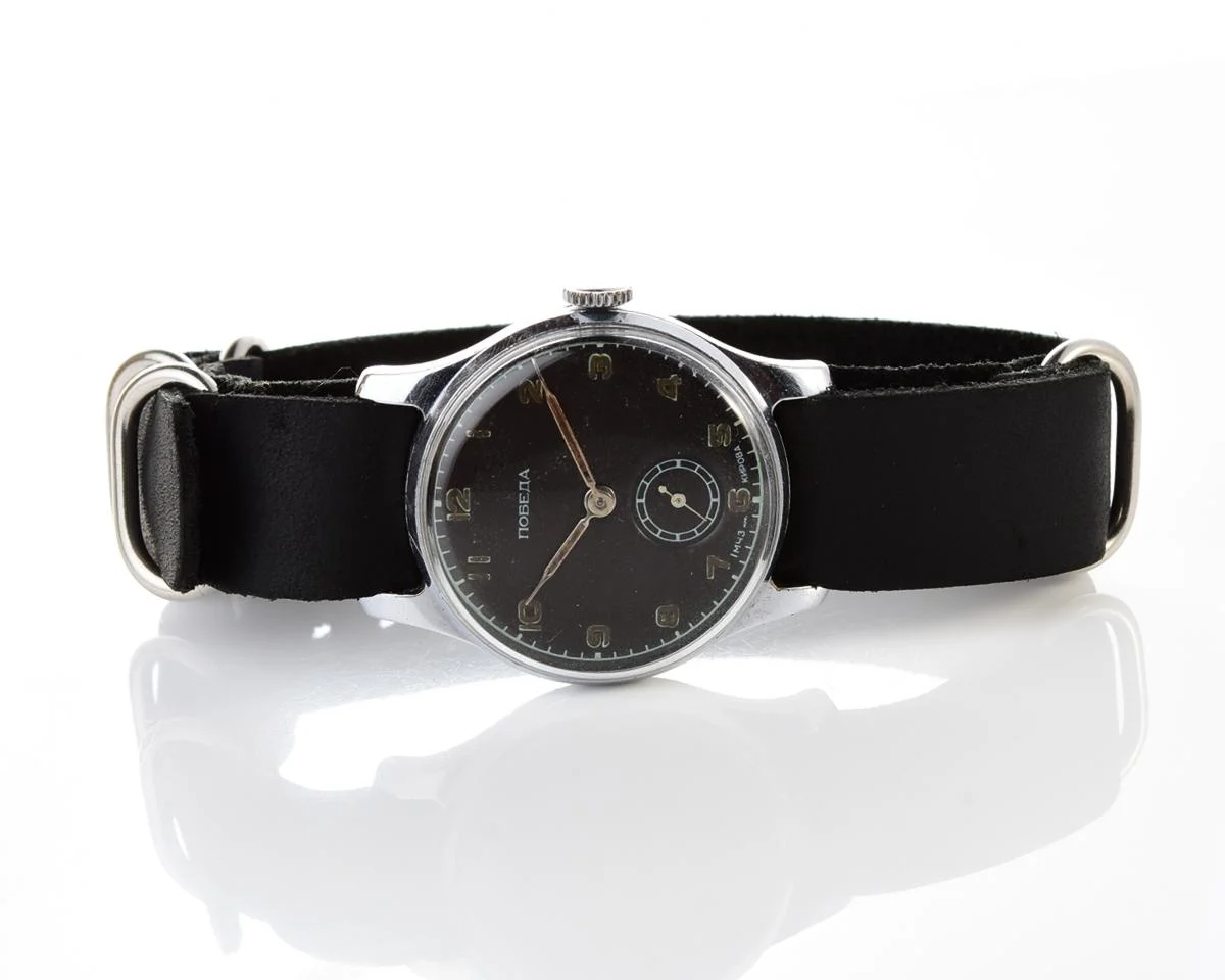 Vintage Soviet mechanical Pobeda wrist watch, 1MChZ, 2nd quarter of 1955