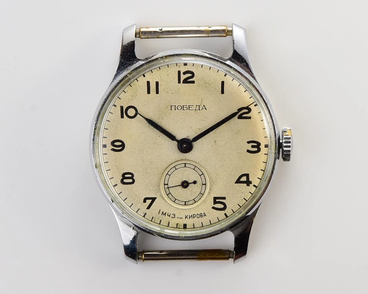 Vintage Soviet mechanical Pobeda wrist watch, 1MChZ, 2nd quarter of 1952