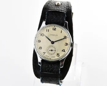 Vintage Soviet mechanical Pobeda wrist watch, 1MChZ, 2nd quarter of 1952