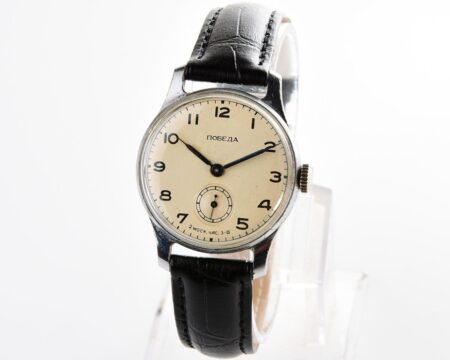 Excellent vintage soviet mechanical POBEDA wrist watch from 2nd quarter 1956