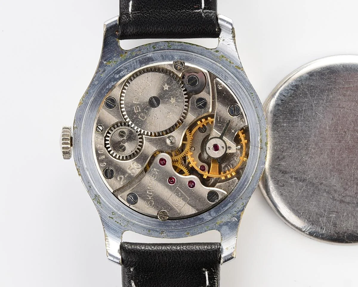 Excellent condition vintage Soviet mechanical Pobeda wrist watch, 1MChZ, 2nd quarter 1953