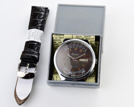 TIME CAPSULE: Vintage soviet Raketa perpetual calendar watch - New Old Stock(NOS)!