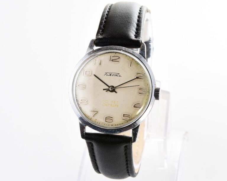 Soviet RAKETA vintage mechanical watch