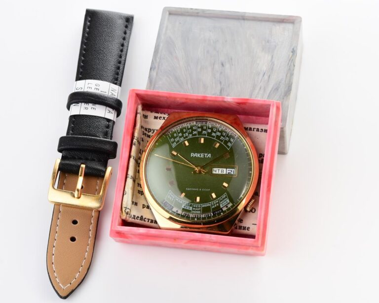 TIME CAPSULE: Vintage soviet Raketa gold-plated perpetual calendar watch - New Old Stock(NOS)!