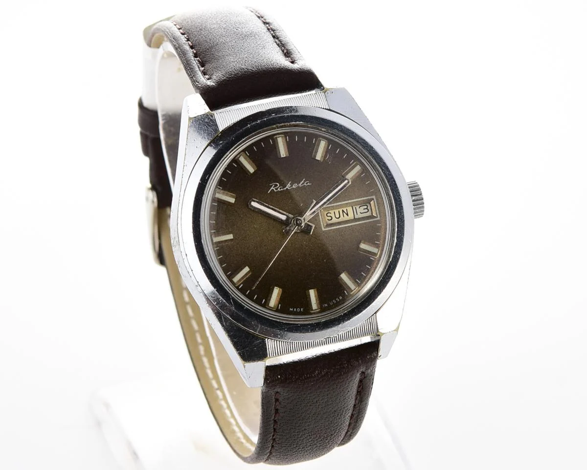 Raketa vintage mechanical wrist watch with double calendar