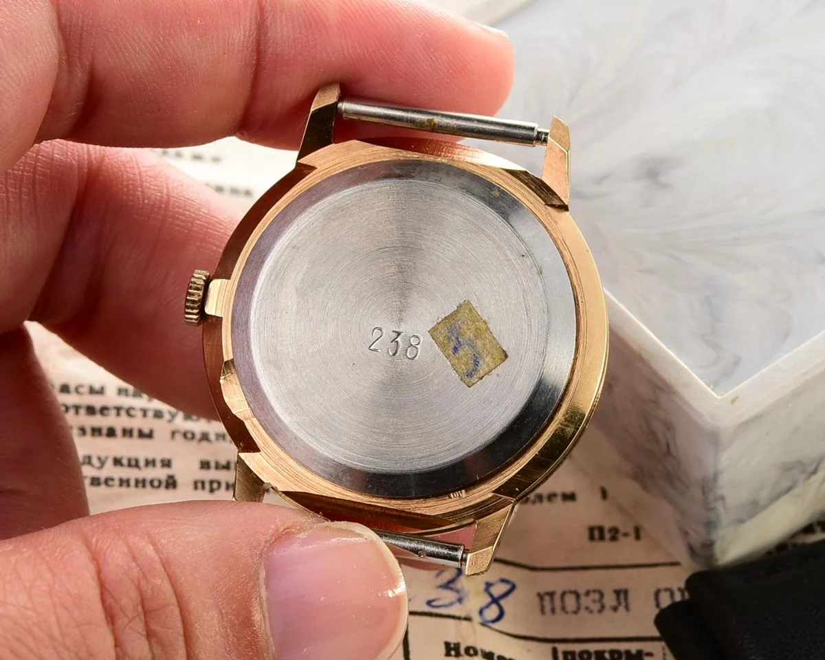 TIME CAPSULE: Vintage gold-plated Soviet Raketa watch, New Old Stock (NOS)!