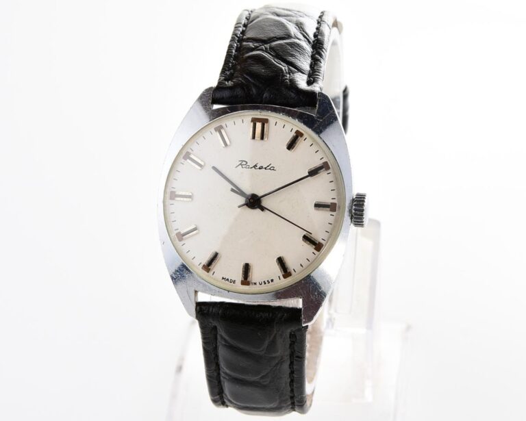 Soviet RAKETA vintage mechanical watch