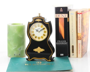 Agat vintage mechanical table clock