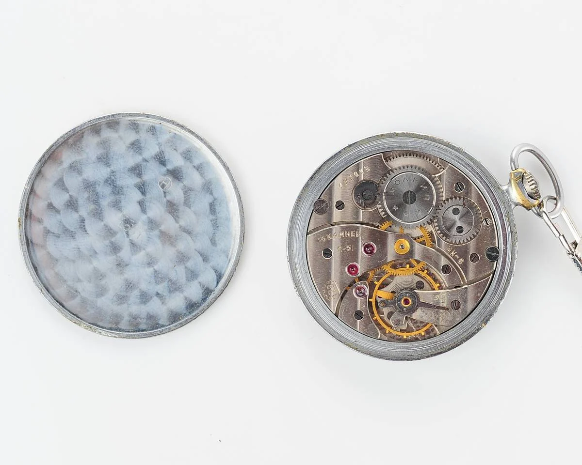 Excellent Molnija open face vintage Soviet pocket watch