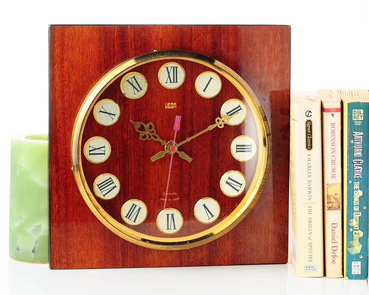 watch Vega (Jantar) large wall clock 10070-0105