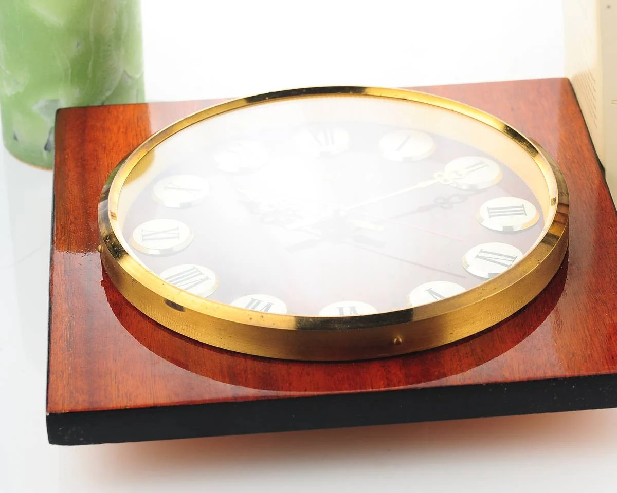 Vega (Yantar) vintage Soviet mechanical wall clock - 7.9 inches dial diameter