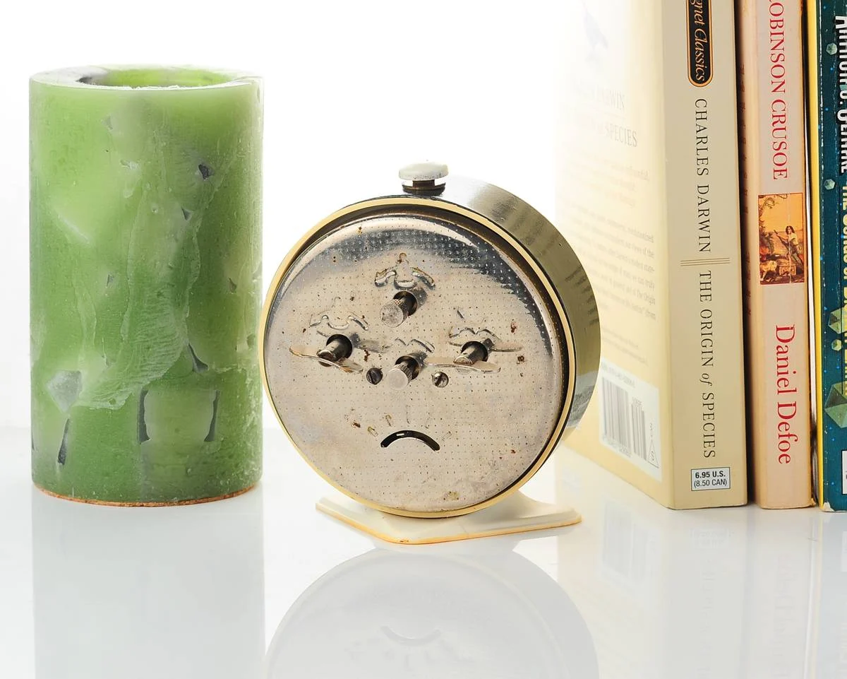 Vitjaz' vintage Soviet mechanical alarm clock - Dark Green, 3.7 inches diameter