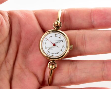 CHAIKA automatic quartz wrist watch for ladies