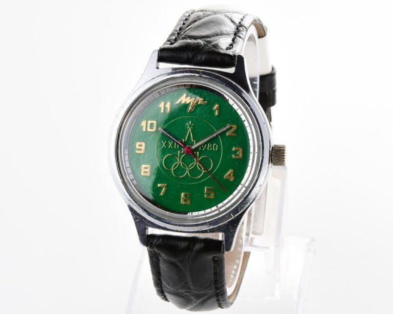 Soviet vintage mechanical watch Luch, Moskva 1980 Olympic!