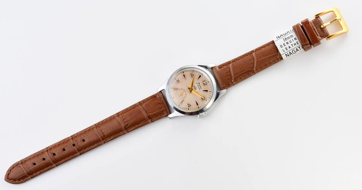 Vintage Soviet Mayak mechanical watch