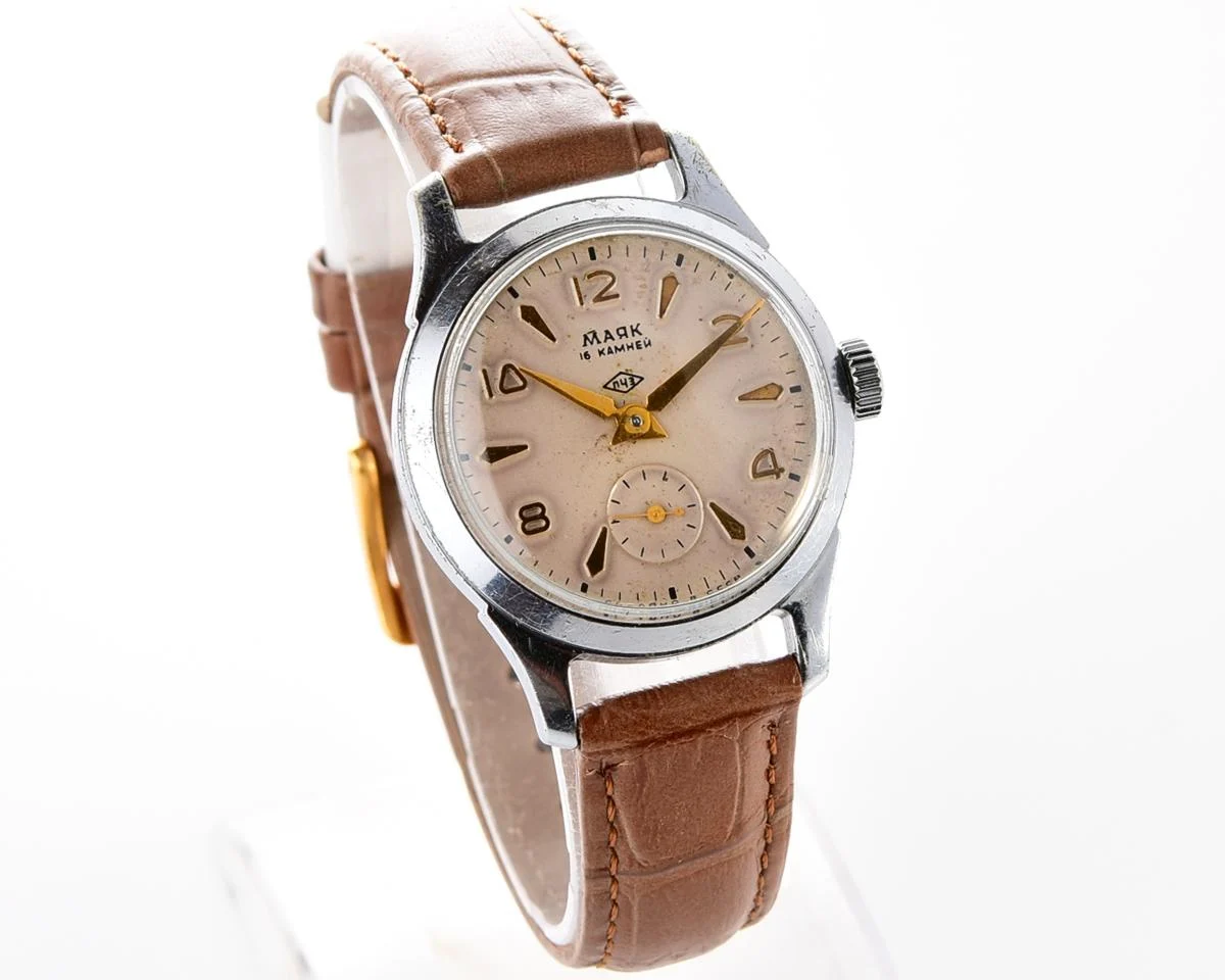 Vintage Soviet Mayak mechanical watch