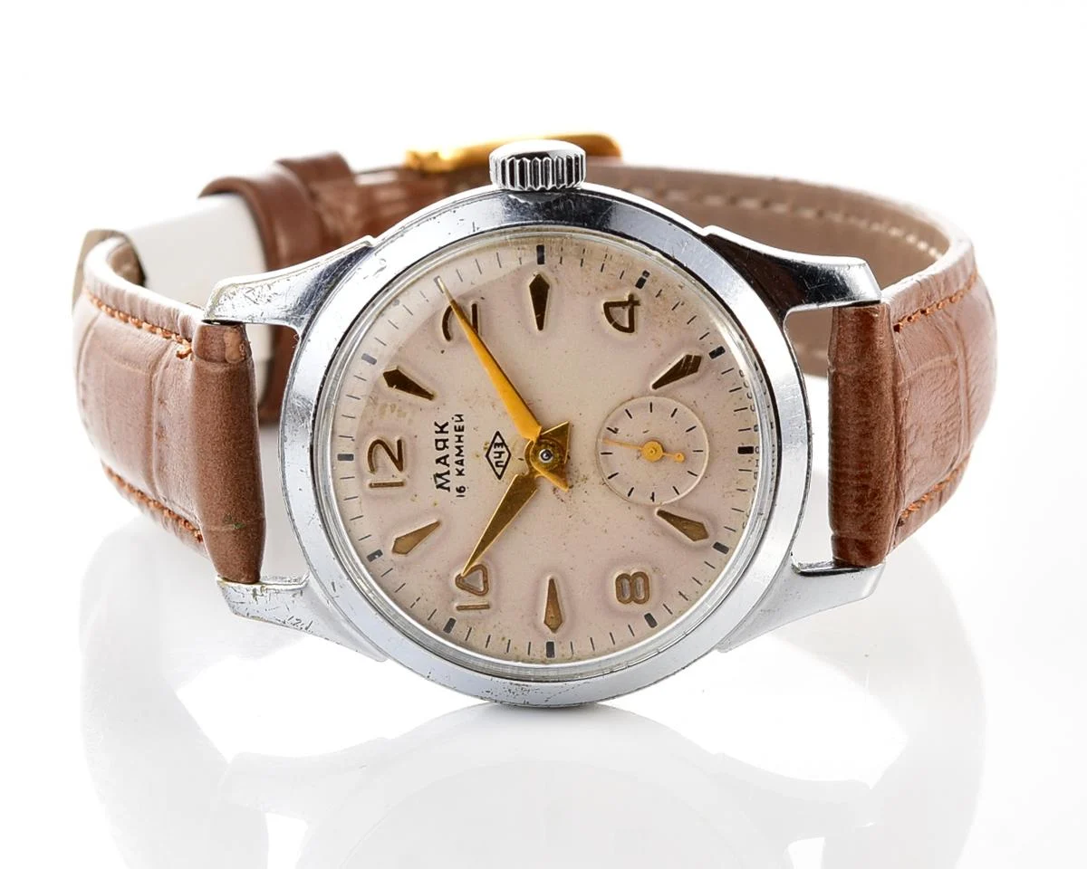 Vintage Soviet Mayak mechanical watch