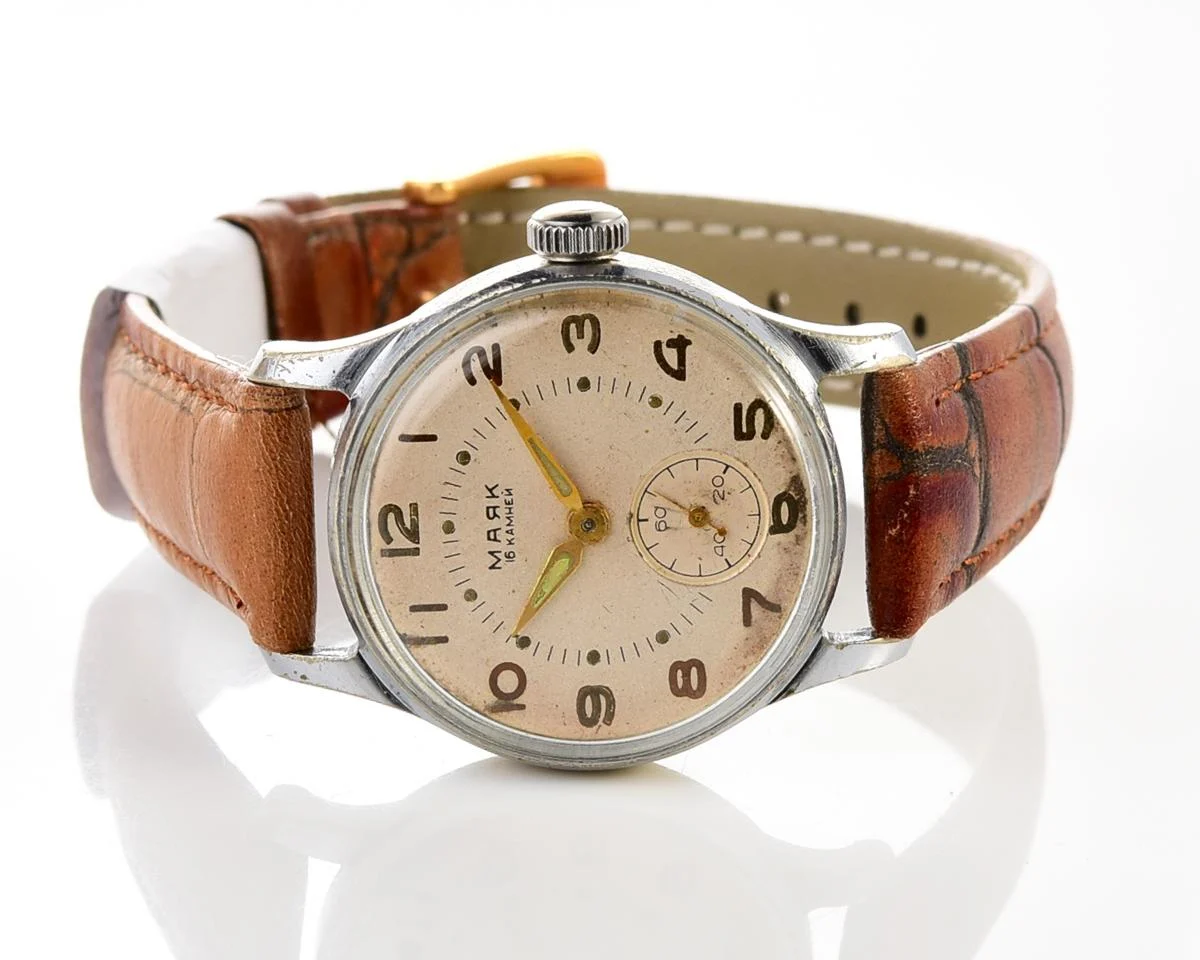 Vintage Soviet Mayak mechanical watch
