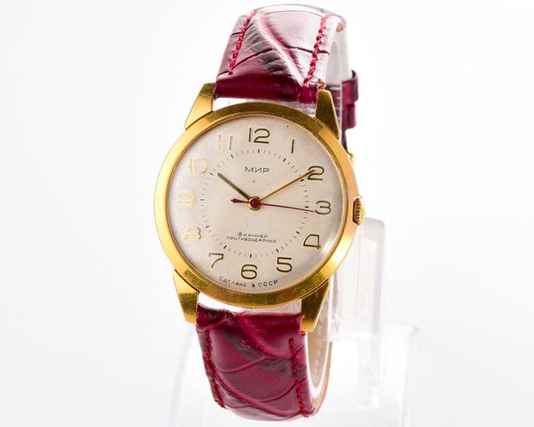 Excellent vintage soviet MIR gold-plated mechanical watch with engraved back