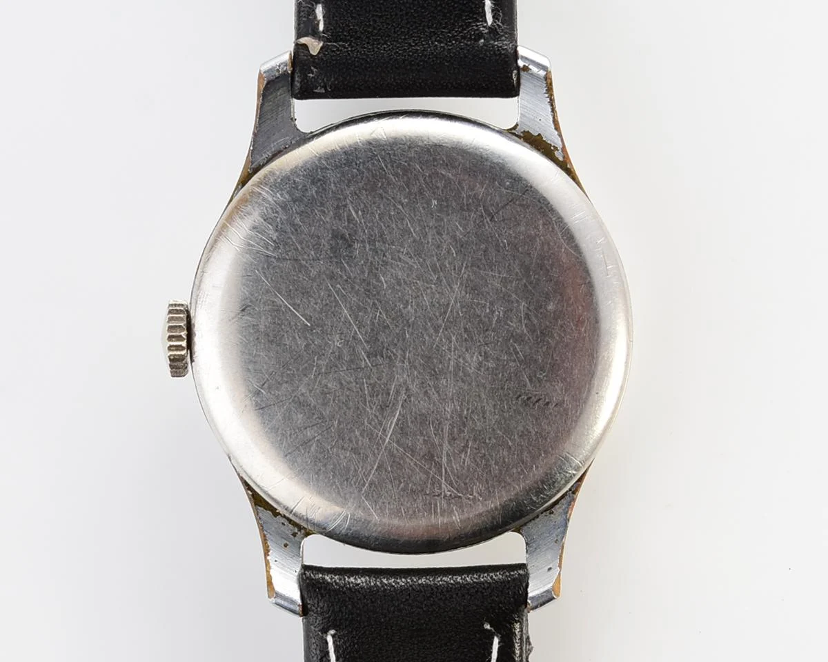 Vintage Soviet mechanical Pobeda wrist watch, 1MChZ, 3rd quarter 1951