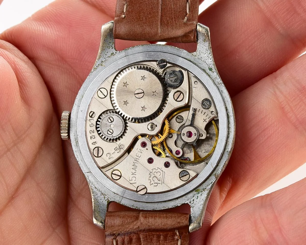 Vintage Soviet mechanical Pobeda wrist watch from 2nd quarter 1956!