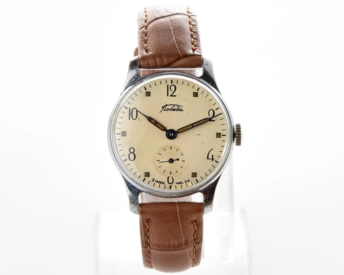 Vintage Soviet mechanical Pobeda wrist watch from 2nd quarter 1956!