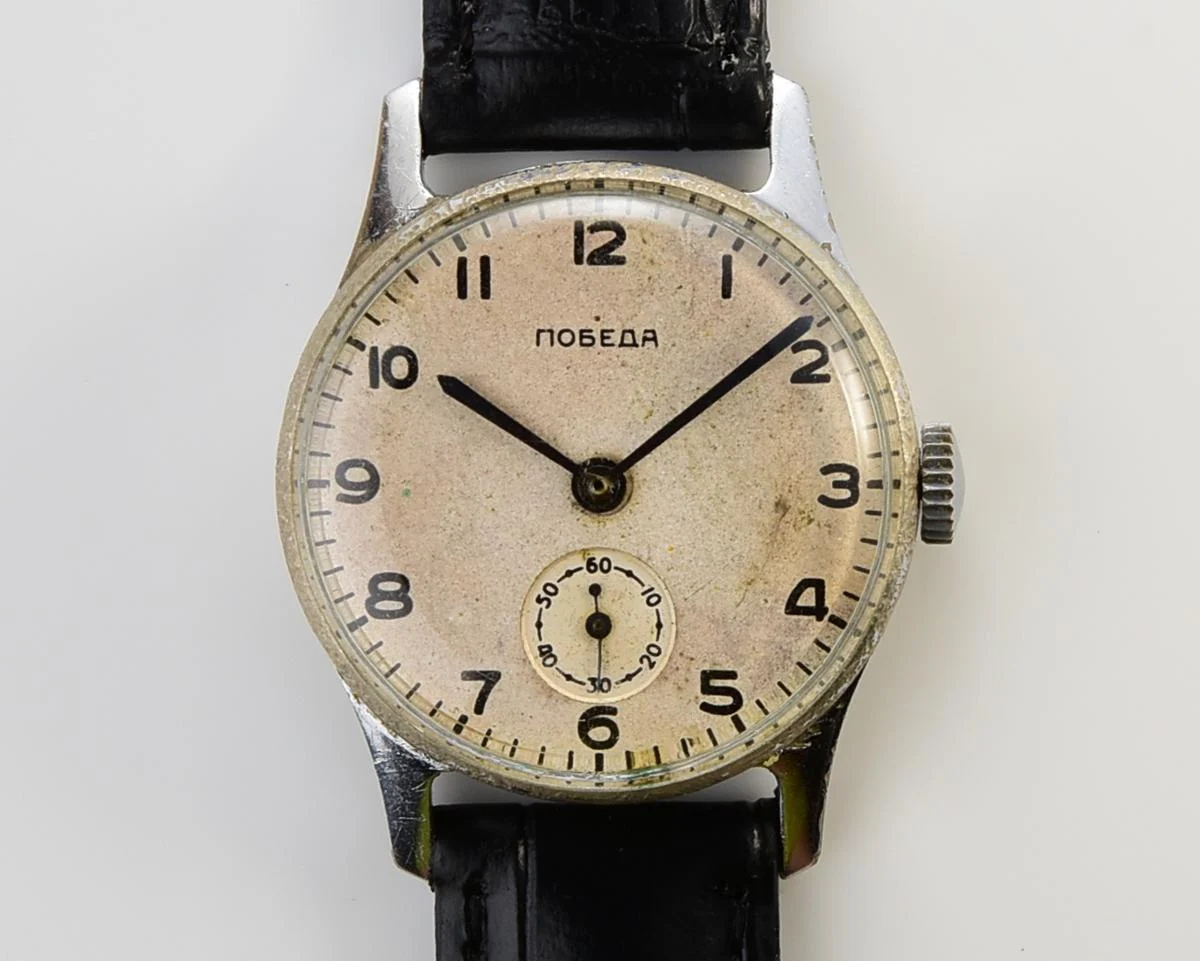 Soviet mechanical watch Pobeda, ChChZ, the 1st quarter of 1955