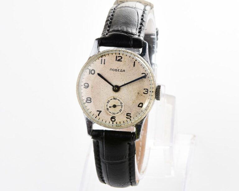 Soviet mechanical watch POBEDA, ChChZ, the 1st quarter of 1955