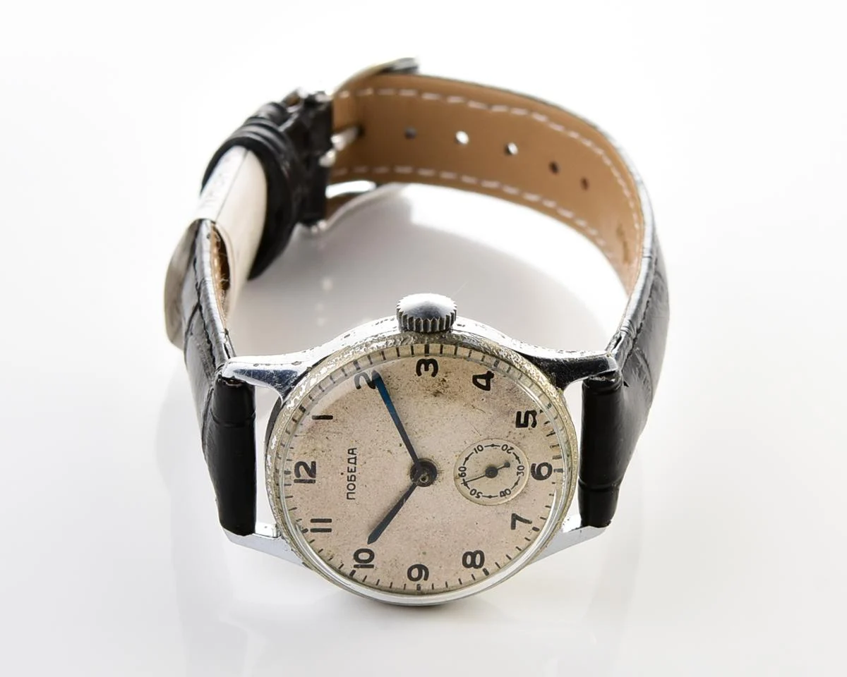 Soviet mechanical watch Pobeda, ChChZ, the 1st quarter of 1955