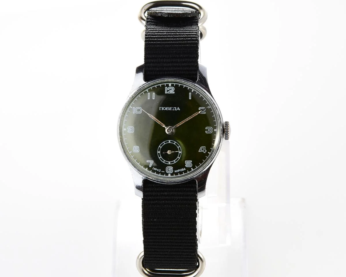 Rare version! Excellent condition vintage Soviet mechanical Pobeda wrist watch, 1MChZ, 1st quarter 1950