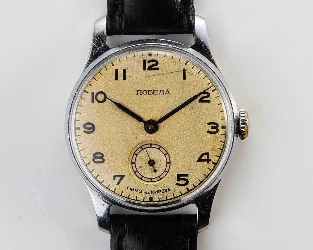 Vintage Soviet mechanical Pobeda wrist watch, 1MChZ, 1st quarter 1952