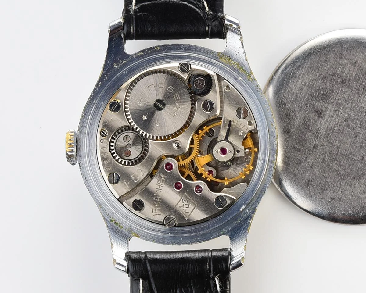 Vintage Soviet mechanical Pobeda wrist watch, 1MChZ, 1st quarter 1952