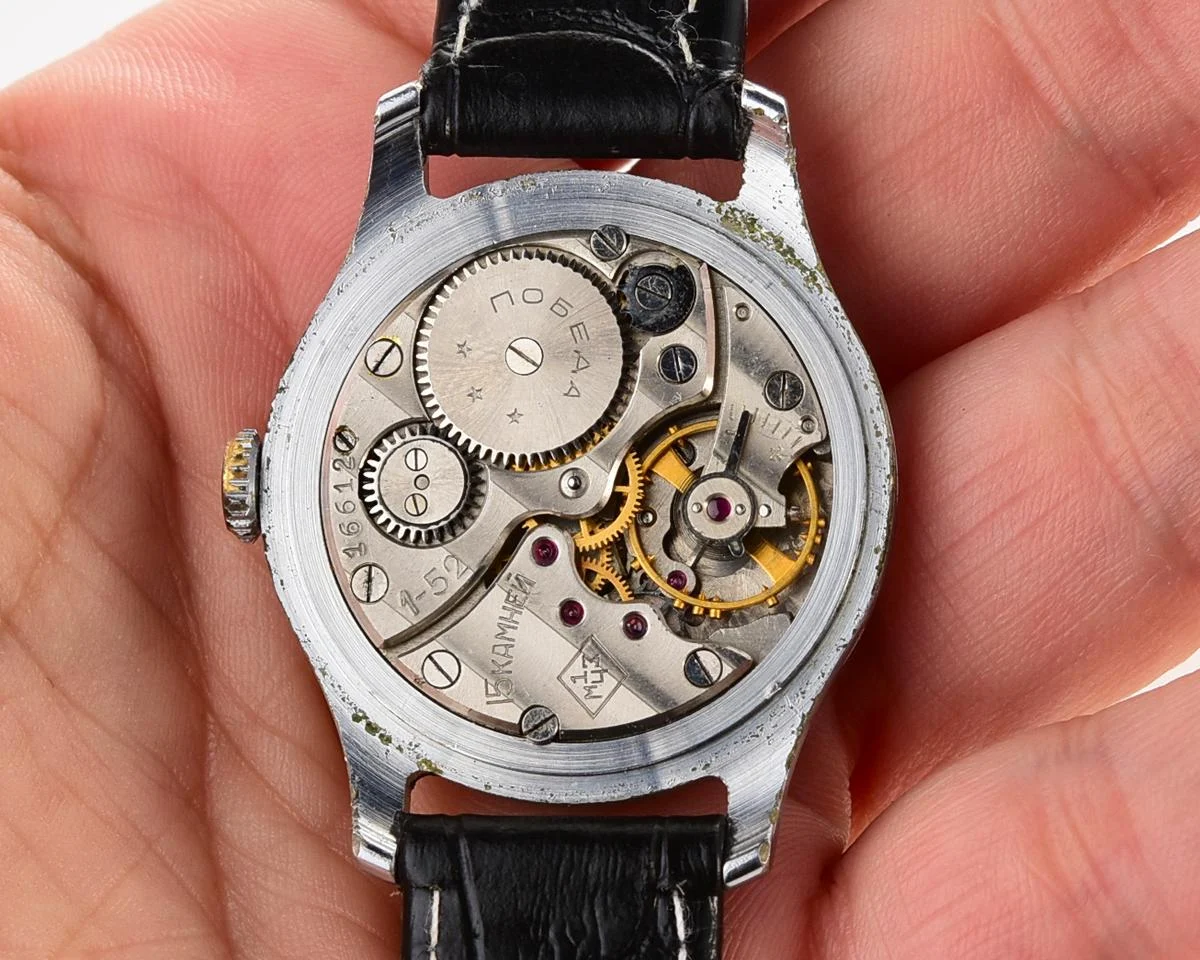 Vintage Soviet mechanical Pobeda wrist watch, 1MChZ, 1st quarter 1952