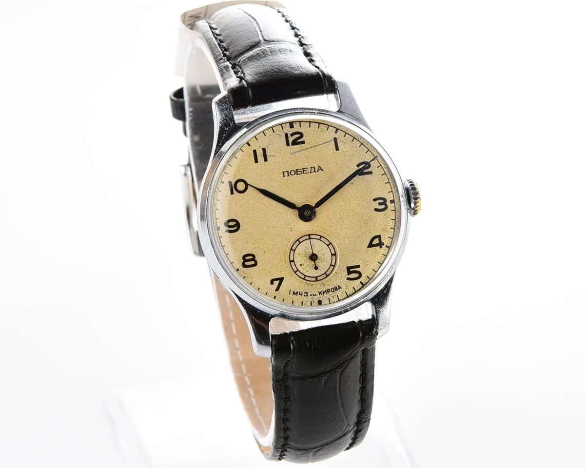 Vintage Soviet mechanical Pobeda wrist watch, 1MChZ, 1st quarter 1952