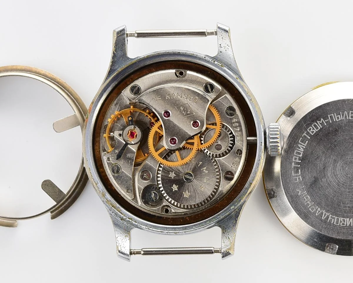 Rare! Vintage Soviet mechanical Pobeda in uncommon hermetic case, 1st quarter of 1956!