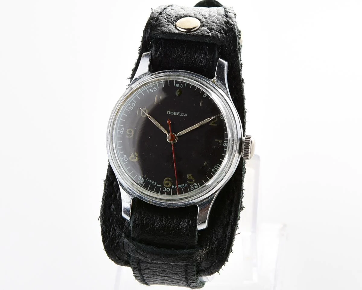Rare vintage Soviet mechanical Pobeda in uncommon hermetic case, 2nd quarter of 1956!