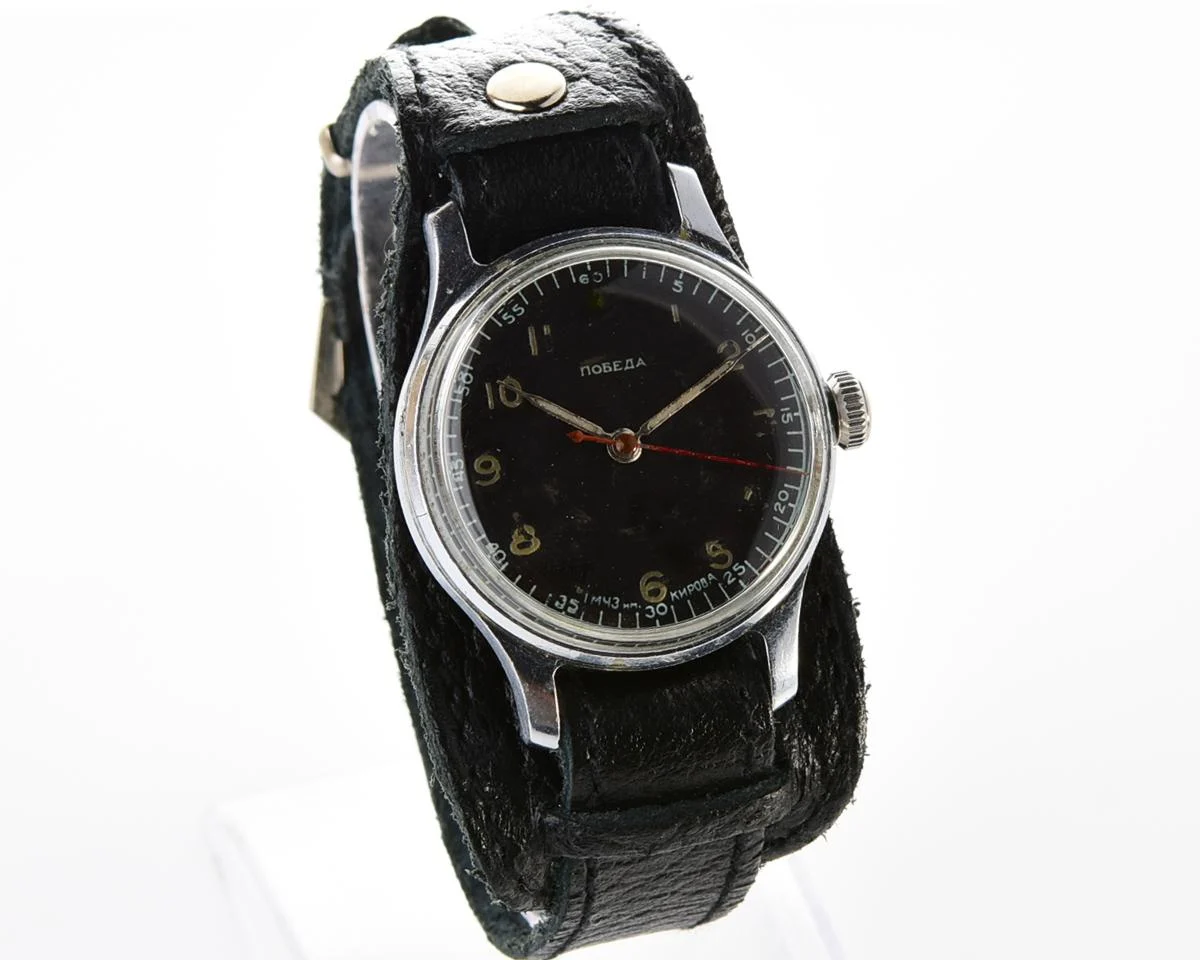 Rare vintage Soviet mechanical Pobeda in uncommon hermetic case, 2nd quarter of 1956!