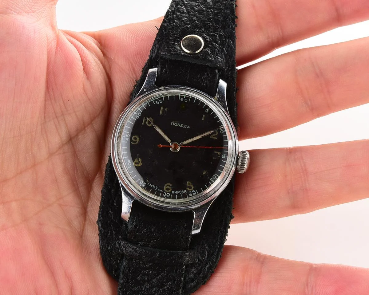 Rare vintage Soviet mechanical Pobeda in uncommon hermetic case, 2nd quarter of 1956!