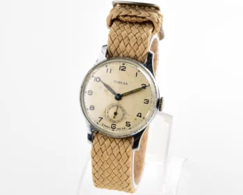 Vintage Soviet mechanical Pobeda wrist watch, 2nd quarter of 1958