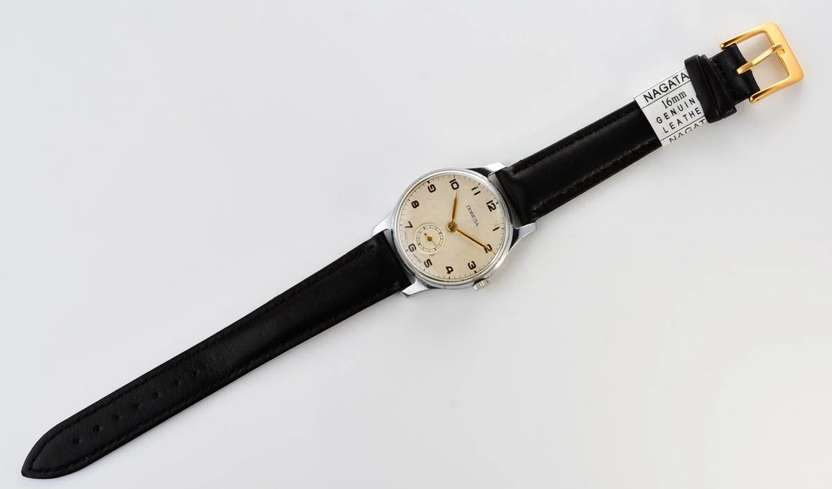 Excellent vintage Soviet mechanical Pobeda wrist watch, 1MChZ, 4th quarter 1955!