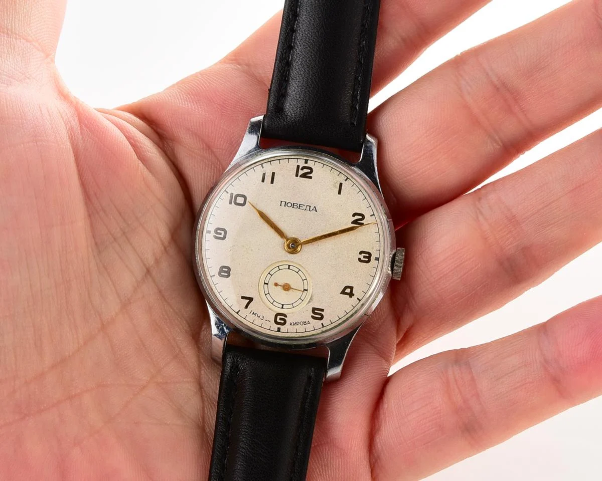 Excellent vintage Soviet mechanical Pobeda wrist watch, 1MChZ, 4th quarter 1955!