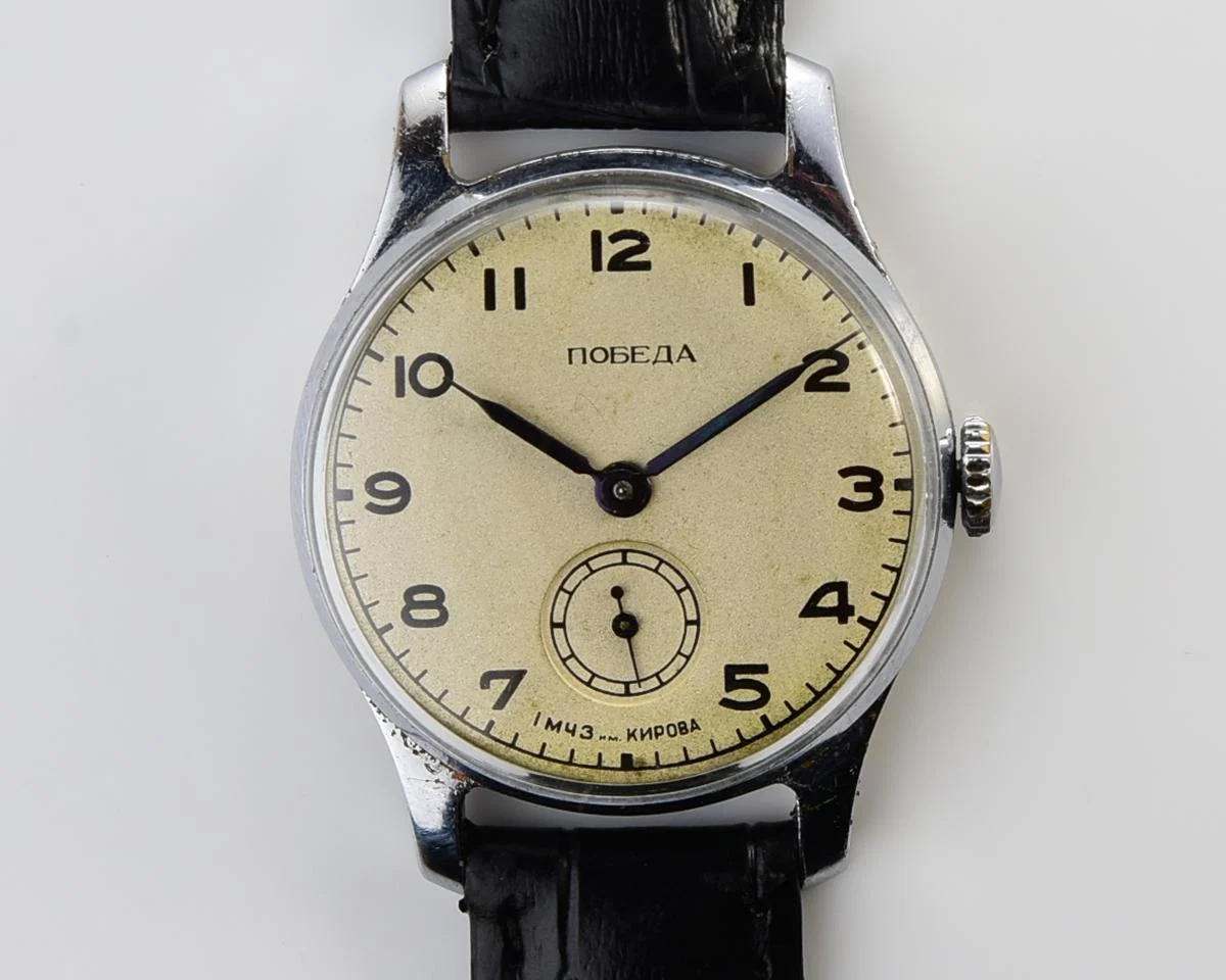 Vintage Soviet mechanical Pobeda wrist watch, 1MChZ, 1st quarter 1952