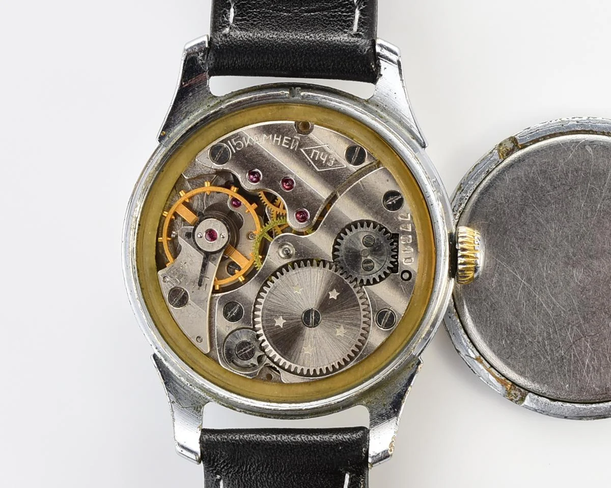 Vintage Soviet Raketa mechanical watch