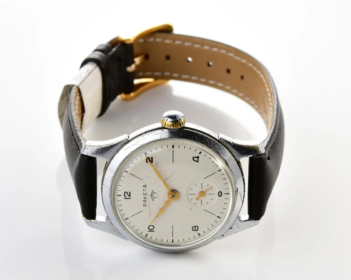 Vintage Soviet Raketa mechanical watch