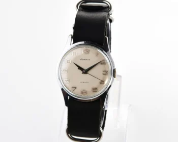Soviet Raketa Baltica vintage mechanical watch with NATO leather strap!