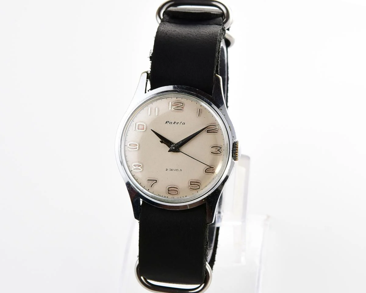 Soviet Raketa Baltica vintage mechanical watch with NATO leather strap!