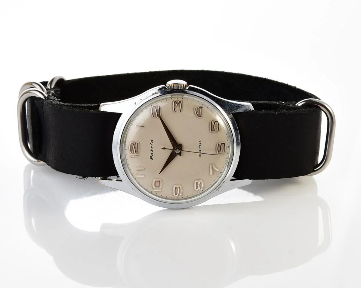 Soviet Raketa Baltica vintage mechanical watch with NATO leather strap!