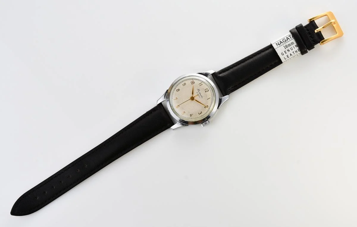 Excellent Raketa Soviet vintage mechanical watch