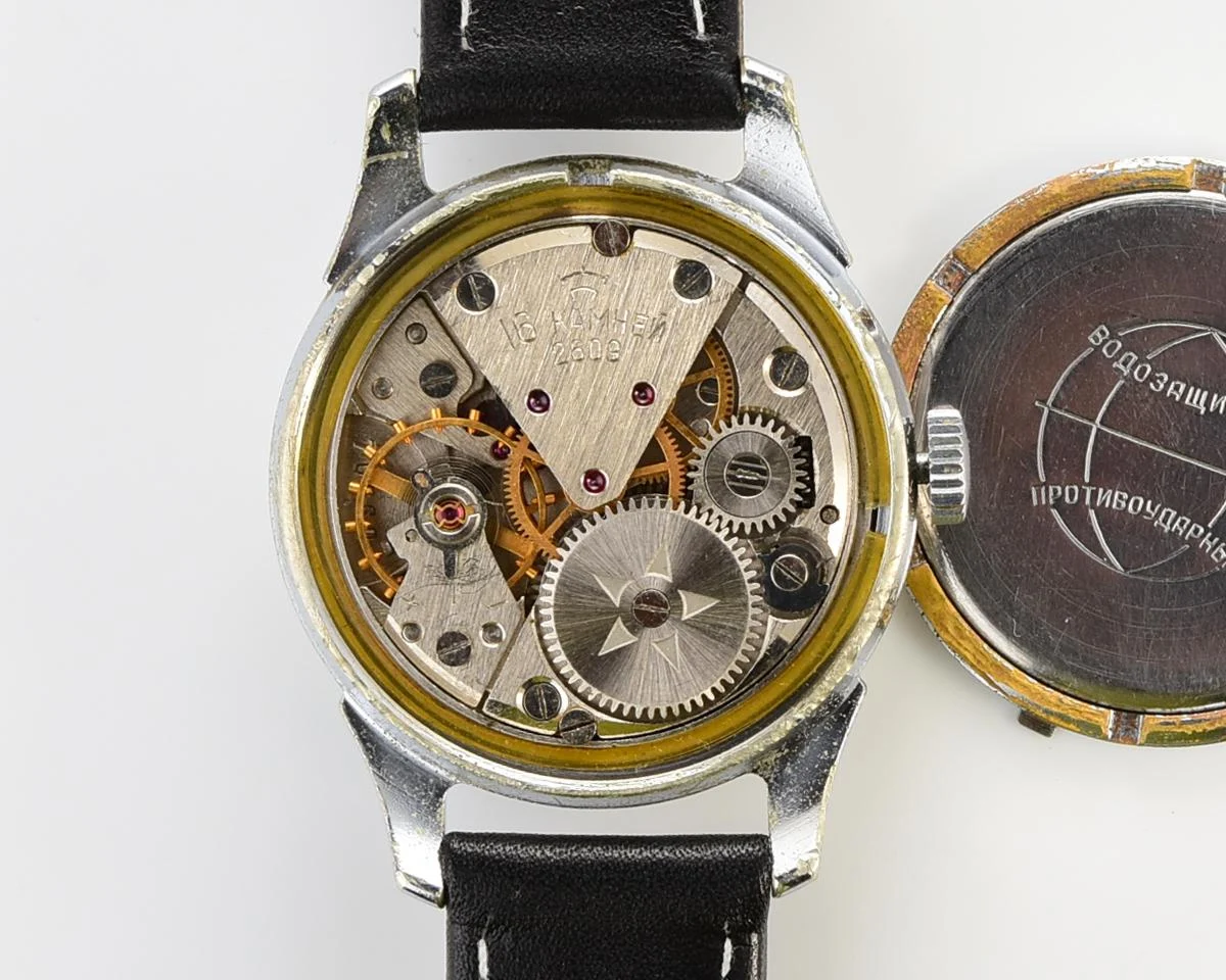 Excellent Raketa Soviet vintage mechanical watch