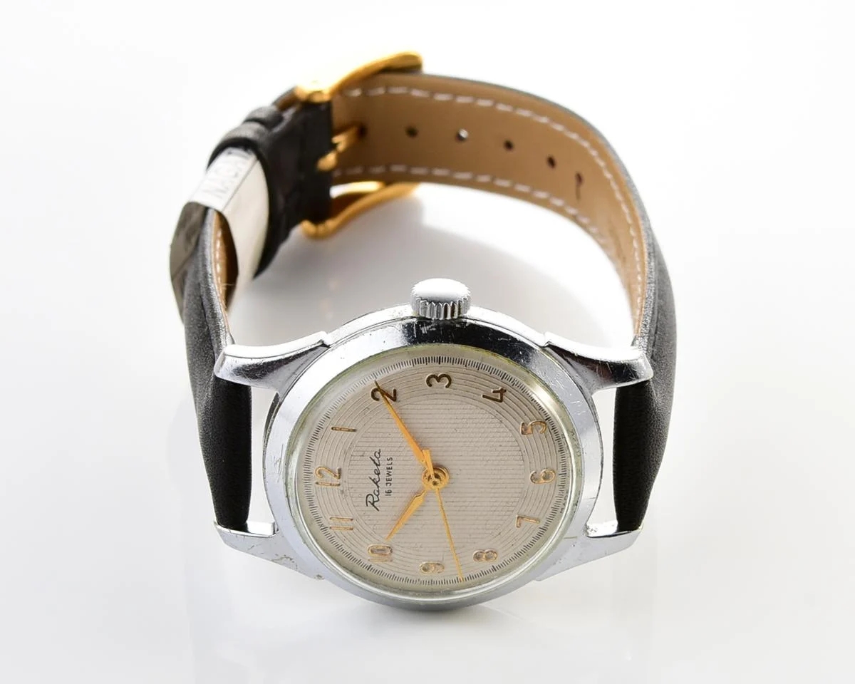 Excellent Raketa Soviet vintage mechanical watch